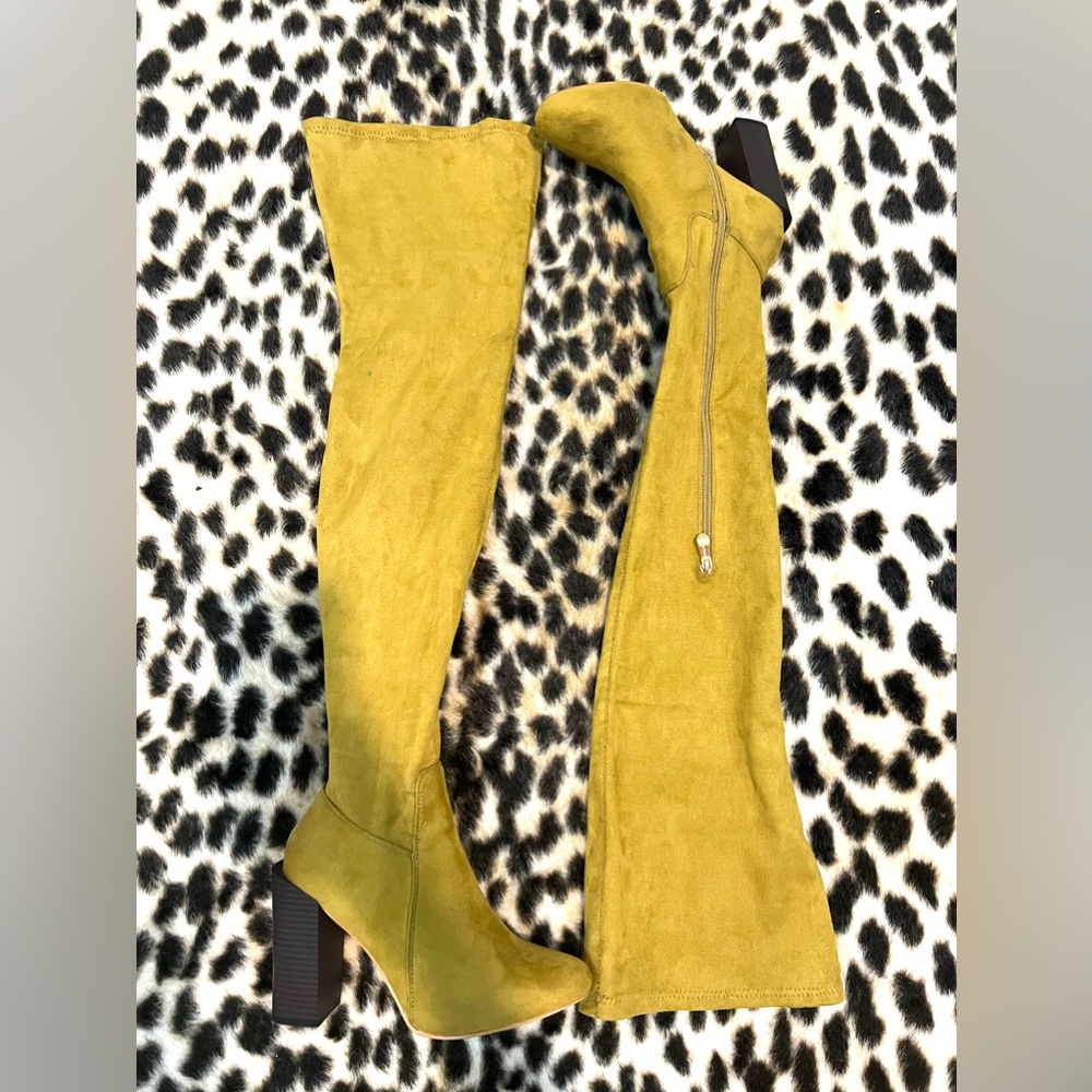 over the knee boots size 8